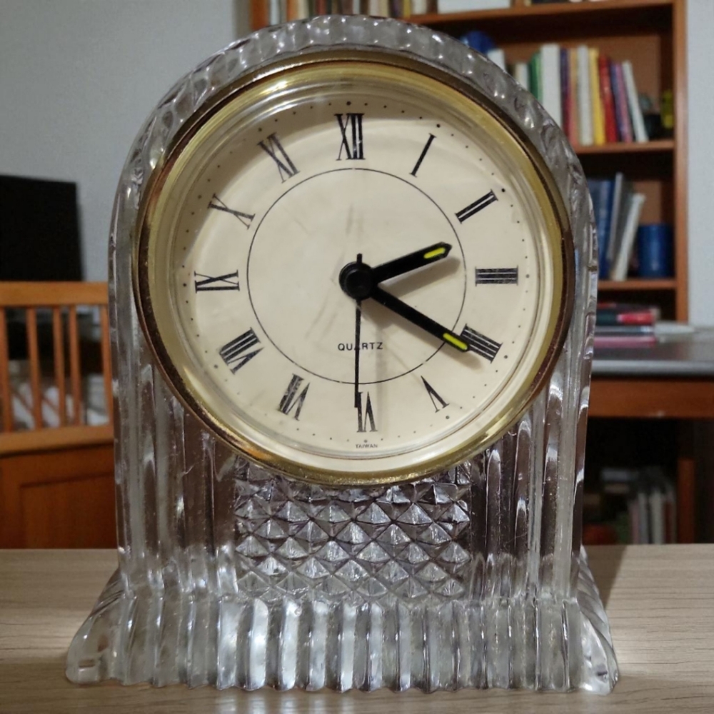 Vtg Crystal Clear Industries Bristol Mantel Quartz Clock 24% Lead Crystal